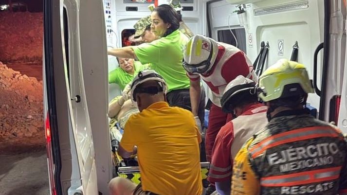 Minero en Sinaloa fue rescatado con deshidratación leve